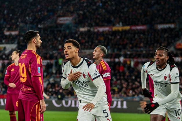 Koni De Winter of AC Milan goal celebrations during AS Roma vs AC Milan, Italian soccer Serie A match in Rome, Italy, January 25 2026  Copyright: xRaffaelexConti IPAxSportx xipa-agency.netx xx IPA_70566292 IPA_Agency_IPA70566292
