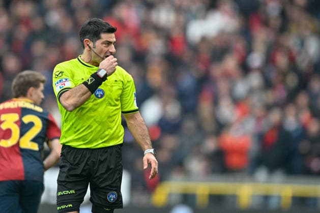 referee of the match Fabio Maresca to Napoli during Genoa CFC vs Bologna FC, Italian soccer Serie A match in Genoa, Italy, January 25 2026  Copyright: xDaniloxVigo IPAxSportx xipa-agency.netx xx IPA_70566882 IPA_Agency_IPA70566882