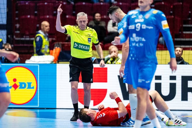 Switzerland v Croatia, EHF EURO 2026, Malmo, Sweden Malmo, Sweden. 25th of January, 2026. Referee Robert Schulze seen during the mens EHF Euro 2026 match between Switzerland and Croatia at Malmo Arena in Malmo. Sweden, Malmo, Malmö Arena  Copyright: xGonzalesxPhoto TobiasxJorgensenx