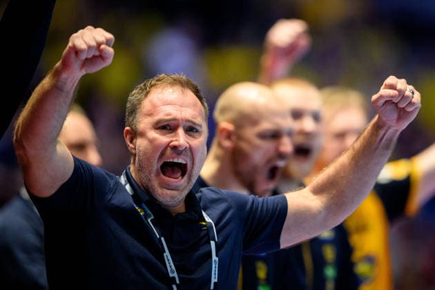 260125 Head coach Michael Apelgren of Sweden celebrates during the EHF European Handball Championship main round match between Iceland and Sweden on January 25, 2026 in Malmö Photo Petter Arvidson BILDBYRAN kod PA PA1138 handball handball handball handballs em 2026 island iceland sverige sweden ehf european handball championship bbeng jubel  Copyright: PETTERxARVIDSON BB260125PA290