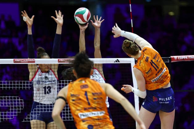 VOLLEY - Coppa Italia Femminile - Final - Prosecco Doc Imoco Conegliano vs Savino del Bene Scandicci Attack of Isabelle Haak (Conegliano) during Coppa Italia Frecciarossa Final 2026 match between Prosecco Doc Imoco Conegliano and Savino Del Bene Scandicci at Inalpi Arena, Torino, Italy on January 25, 2026 during Final - Prosecco Doc Imoco Conegliano vs Savino del Bene Scandicci, Volleyball Italian Women Cup match in Turin, Italy, January 25 2026 Turin Italy  Copyright: xIPAxSport ABACAx
