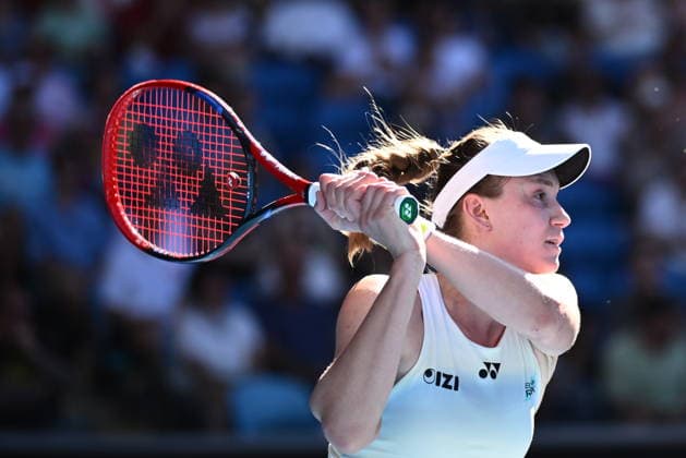 TENNIS AUSTRALIAN OPEN, Elena Rybakina of Kazakhstan in action during the Women™s 4th round match against Elise Mertens of Belgium on day 9 of the 2026 Australian Open tennis tournament at Melbourne Park in Melbourne, Monday, January 26, 2026. ( NO ARCHIVING MELBOURNE VICTORIA AUSTRALIA  Copyright: xJOELxCARRETTx 20260126173110367931