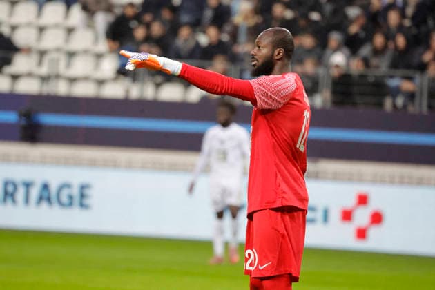 French League One - PFC vs Angers Angers’s Herve Koffi during the 2025-26 French soccer League One game, PFC vs Angers in Jean Bouin Stadium, Paris, France on January 25th, 2026. Photo by Henri Szwarc ABACAPRESS.COM Paris France  Copyright: xSzwarcxHenri ABACAx