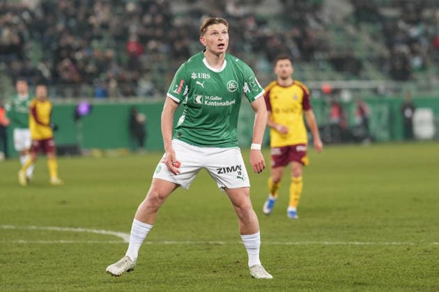 Football Switzerland Brack Super League 2025 2026 21 Matchday, 25 01 2026 FC St Gallen 1879 vs Servette FC kybunpark Alessandro Vogt 18, FC St Gallen Copyright: xValentinxDomgjonix