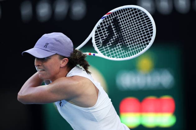 Iga Swiatek during her fourth round match Australian Open tennis tournament, Day Nine, Melbourne Park, Australia - 26 Jan 2026Melbourne Melbourne Park Victoria (VIC) Australia  Copyright: xEllaxLing Shutterstockx 16403642bs