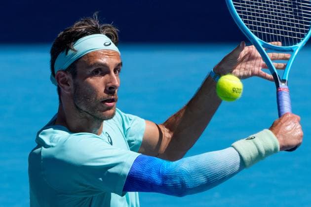January 26, 2026: 5th seed LORENZO MUSETTI of Italy in action against 9th seed TAYLOR FRITZ of the USA on Rod Laver Arena in a Men s Singles 4th round match on day 9 of the 2026 Australian Open in Melbourne, Australia. MUSETTI won 62 75 64. Cal Media Melbourne Australia - ZUMAc04_ 20260126_faf_c04_044 Copyright: xSydneyxLowx