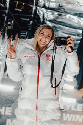 OLYMPICS - Winter Olympic Games, Olympische Spiele, Olympia, OS Milano Cortina 2026 VIENNA,AUSTRIA,26.JAN.26 - OLYMPICS - Winter Olympic Games Milano Cortina 2026, preview, OEOC equipping. Image shows Cornelia Huetter (AUT).  GEPAxpictures xAlexanderxSolc