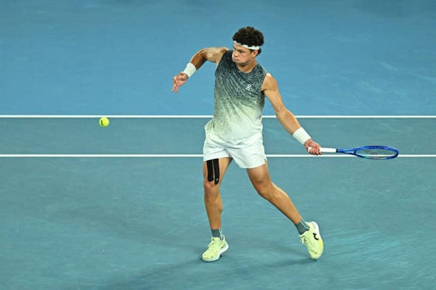 Australian Open - Melbourne Ben Shelton (USA) during his fourth round match at the 2026 Australian Open at Melbourne Park in Melbourne, AUSTRALIA, on January 26, 2026. Photo by Corinne Dubreuil ABACAPRESS.COM Melbourne Australia  Copyright: xDubreuilxCorinne ABACAx