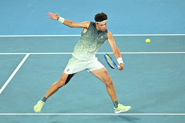 Australian Open - Melbourne Ben Shelton (USA) during his fourth round match at the 2026 Australian Open at Melbourne Park in Melbourne, AUSTRALIA, on January 26, 2026. Photo by Corinne Dubreuil ABACAPRESS.COM Melbourne Australia  Copyright: xDubreuilxCorinne ABACAx