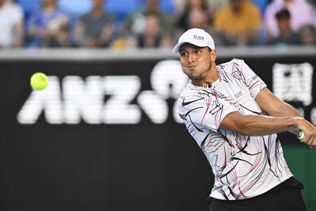 Australian Open 2026 MELBOURNE, AUSTRALIA - JANUARY 26: Luciano Darderi (ITA) in action against Jannik Sinner (ITA) (not seen) during round 4 at the Australian Open grand slam tennis tournament at Melbourne Park in Melbourne, Australia on January 26, 2026 Mark Avellino Anadolu Melbourne Australia. Editorial use only. Please get in touch for any other usage.  Copyright: x2026xAnadoluxMarkxAvellinox
