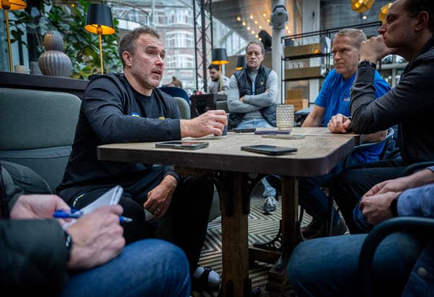 MALMÖ, SWEDEN 2026 01 24 National team captain Michael Apelgren is interviewed at Monday s press conference with the Swedish national handball team at the Scandic Triangeln player hotel in Malmö after the loss in the intermediate round against Iceland MALMÖ SWEDEN x50090x  Copyright: xJohanxNilssonx xTTx SWEDEN PRESS MEETING HANDBALL EUROPEAN CHAMPIONSHIP MALMÖ