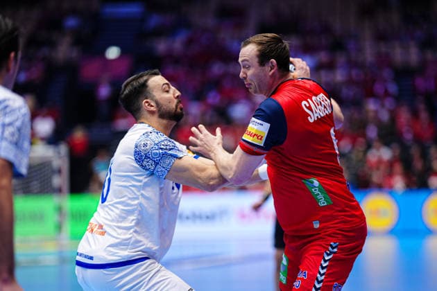 Miguel Neves Portugal, 20 , Sander Sagosen Norway, 05 DEN, Portugal vs Norway, Handball, EHF European Championship 2026, Main Round, Matchday 3, 26 01 2026 DEN, Portugal vs Norway, Handball, EHF European Championship 2026, Main Round, Matchday 3, 26 01 2026 Herning Copyright: xEibner-Pressefoto MarcelxvonxFehrnx EP_MFN