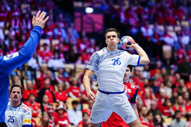 Throw Goal Francisco Costa Portugal, 26 DEN, Portugal vs Norway, Handball, EHF European Championship 2026, Main Round, Matchday 3, 26 01 2026 DEN, Portugal vs Norway, Handball, EHF European Championship 2026, Main Round, Matchday 3, 26 01 2026 Herning Copyright: xEibner-Pressefoto MarcelxvonxFehrnx EP_MFN
