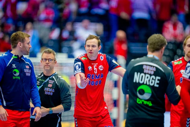 Handball European Championship 2026 Portugal Norway Herning, Denmark 20260126 National team manager Jonas Wille, Vetle Eck Aga and Sander Sagosen after the European Championship handball match between Portugal and Norway in the Boxen arena in Herning Photo Stian Lysberg Solum NTB Herning Denmark EDITORIAL USE ONLY RESTRICTED USE FOR BETTING COMPANIES  Copyright: xStianxLysbergxSolumx xNTBx
