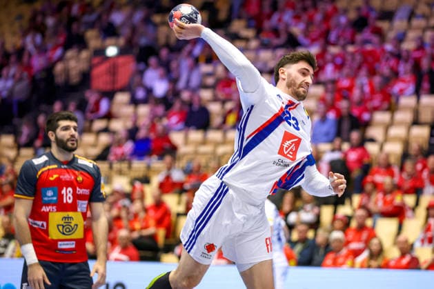 26 01 2026, Handball, Men s EHF EURO 2026, France Spain, Jyske Bank Boxen in Herning, Denmark, Main Round Ludovic Fabregas France 23 Denmark