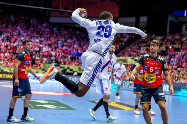 26 01 2026, Handball, Men s EHF EURO 2026, France Spain, Jyske Bank Boxen in Herning, Denmark, Main Round Benoit Kounkoud France 29 Denmark