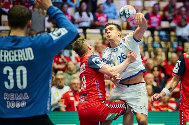 Men s Handball European Championship Portugal Norway Norway s August Pedersen in a duel with Portugal s Francisco Costa during the EHF Euro 2026 main round men s handball match between Portugal and Norway at Jyske Bank Boxen in Herning, Monday, January 26, 2026 Photo Thomas Traasdahl Ritzau Scanpix , Copenhagen Denmark  Copyright: RitzauxScanpix ThomasxTraasdahlx spdk20260126-182437-L