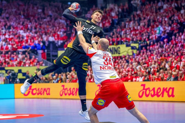 26 01 2026, Handball, Men s EHF EURO 2026, Germany Denmark, Jyske Bank Boxing in Herning, Denmark, Main Round Marko Grgic Germany 71 in a duel against Simon Hald Jensen Denmark 34 Denmark