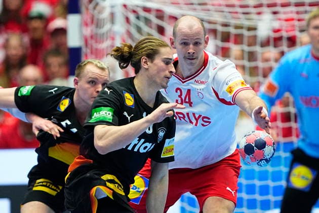 European Men s Handball Championship Denmark Germany Denmarks Simon Hld defends Germanys Juri Knorr during the EHF Euro 2026 main round men s handball match between Denmark and Germany at Jyske Bank Boxen in Herning, Monday, January 26, 2026 Photo Bo Amstrup Scanpix 2026 , Herning Denmark  Copyright: BoxAmstrupx spdk20260126-210218-L