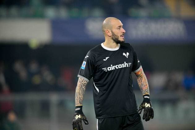 Foto IPP Maurilio Boldrini Verona 25-01-2026 Calcio Campionato di Serie A 2025 2026 hellas verona vs udinese nella foto: Simone Perilli portiere dell Hellas Italy Photo Press Worldwide Copyright italy ITALY  Copyright: xR4924_italyphotopressx