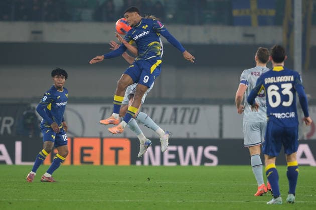 Amin Sarr of Hellas Verona FC during the soccer match between Hellas Verona FC and Udinese Calcio, MD 22 of Serie A Enilive Italian soccer championship 2025 2026 at Marcantonio Bentegodi Stadium on January 26, 2026, Verona, Italy.  Copyright: xRobertoxTommasini IPAxSportx xipa-agency.netx xx IPA_70597470 IPA_Agency_IPA70597470