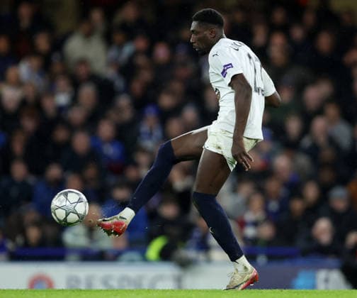 Chelsea FC v Pafos FC - UEFA Champions League 2025 26 League Phase MD7 Derrick Luckassen of Pafos FC on the ball during the UEFA Champions League 2025 26 League Phase MD7 match between Chelsea FC and Pafos FC at Stamford Bridge on January 21, 2026 in London, England. WARNING! This Photograph May Only Be Used For Newspaper And Or Magazine Editorial Purposes. May Not Be Used For Publications Involving 1 player, 1 Club Or 1 Competition Without Written Authorisation From Football DataCo Ltd. For Any Queries, Please Contact Football DataCo Ltd on +44 (0) 207 864 9121 London Stamford Bridge England United Kingdom Copyright: xAllstarxPicturexLibraryxLtdx