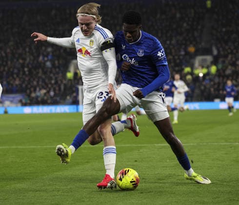 Everton v Leeds United, FA Premier League 26.01.26 Everton v Leeds United, FA Premier League Bradley Ormesher The Times Thierno Barry of Everton and Sebastiaan Bornauw of Leeds United  Copyright: xBradleyxOrmesherx NINTCHDBPICT001054375552