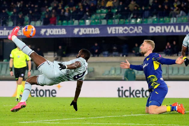 Udinese s Keinan Davis opportunity during the Serie A soccer match between Hellas Verona and Udinese at the Bentegodi Stadium in Verona, north west Italy - Monday , January 26 , 2026. - Soccer .  Copyright: xPaolaxGarbuio LaPressex