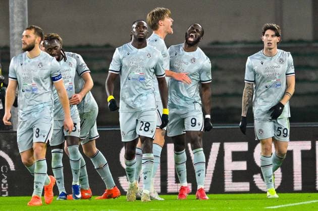 Foto IPP Maurilio Boldrini Verona 26-01-2026 Calcio Campionato di Serie A 2025 2026 hellas verona vs udinese nella foto: penultimo a destra Keinan Davis esulta urlando dopo il suo gol per l 1 a 3 dell Udinese ultima a destra Alessandro Zanoli Italy Photo Press Worldwide Copyright italy ITALY  Copyright: xR4924_italyphotopressx