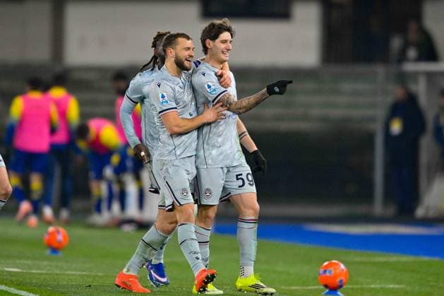 Foto IPP Maurilio Boldrini Verona 26-01-2026 Calcio Campionato di Serie A 2025 2026 hellas verona vs udinese nella foto: Alessandro Zanoli esulta dopo il suo gol per l 1 a 2 dell Udinese Italy Photo Press Worldwide Copyright italy ITALY  Copyright: xR4924_italyphotopressx