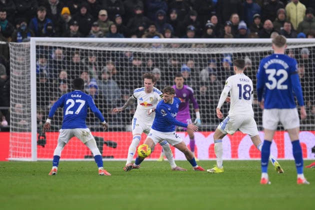 Everton v Leeds United, Premier League Leeds United s Joe Rodon and Everton s Kiernan Dewsbury-Hall compete during the Everton v Leeds United Premier League match at the Hill Dickinson Stadium, Liverpool, England on 26 January 2026 Credit: Gary Oakley Every Second Media Editorial use only. All images are copyright Every Second Media Limited. No images may be reproduced without prior permission. All rights reserved. Premier League and Football League images are subject to licensing agreements with Football DataCo Limited. see https: www.football-dataco.com Copyright: xIMAGO EveryxSecondxMediax ESM-1774-0045 GaryxOakleyx xEveryxSecondxMediax