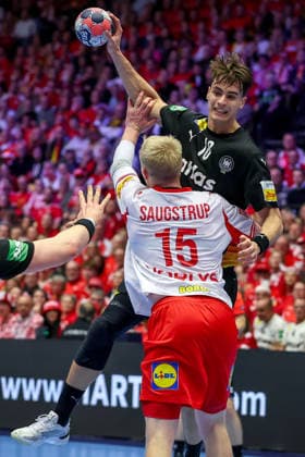 26 01 2026, Handball, Men s EHF EURO 2026, Germany Denmark, Jyske Bank Boxen in Herning, Denmark, Main Round Julian Köster Germany 18 in duel against Magnus Saugstrup Jensen Denmark 15 Denmark