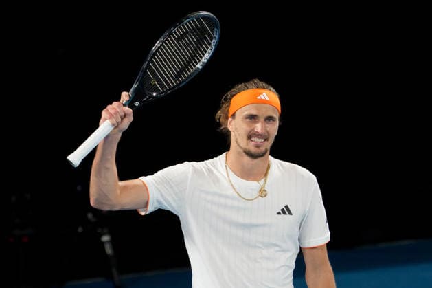 January 27, 2026: 3rd seed ALEXANDER ZVEREV of Germany in action against 25th seed LEARNER TIEN of the USA on Rod Laver Arena in a Men s Singles Quarterfinals match on day 10 of the 2026 Australian Open in Melbourne, Australia. ZVEREV won 63 67 61 76. Cal Media Melbourne Australia - ZUMAc04_ 20260127_faf_c04_018 Copyright: xSydneyxLowx