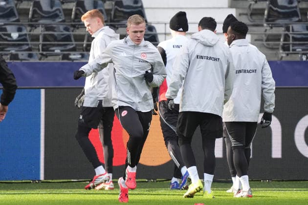 Jonathan Burkardt Eintracht Frankfurt back in training, with Arnaud Kalimuendo Eintracht Frankfurt Frankfurt 27 01 2026 Eintracht Frankfurt final training, Deutsche Bank Park, Matchday 8 Champions League