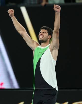 Carlos Alcaraz wins his quarter final match Australian Open tennis tournament, Day Ten, Melbourne Park, Australia - 27 Jan 2026Melbourne Melbourne Park Victoria (VIC) Australia  Copyright: xRachelxBach Shutterstockx 16403663ia