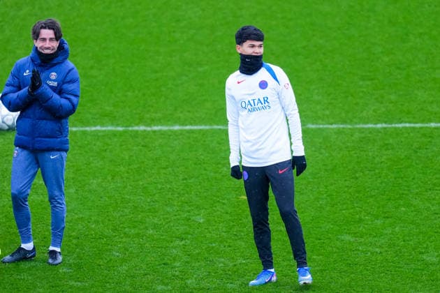 PSG Training Session AUXERRE, FRANCE - JANUARY 23: Dro Fernandez of PSG looks on during the Paris Saint-Germain (PSG) training session at Campus PSG in Poissy, France on January 27, 2026. Maxime Delacroix Anadolu Poissy France. Editorial use only. Please get in touch for any other usage.  Copyright: x2026xAnadoluxMaximexDelacroixx