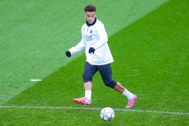 PSG Training Session AUXERRE, FRANCE - JANUARY 23: Desire Doue of PSG passes the ball during the Paris Saint-Germain (PSG) training session at Campus PSG in Poissy, France on January 27, 2026. Maxime Delacroix Anadolu Poissy France. Editorial use only. Please get in touch for any other usage.  Copyright: x2026xAnadoluxMaximexDelacroixx