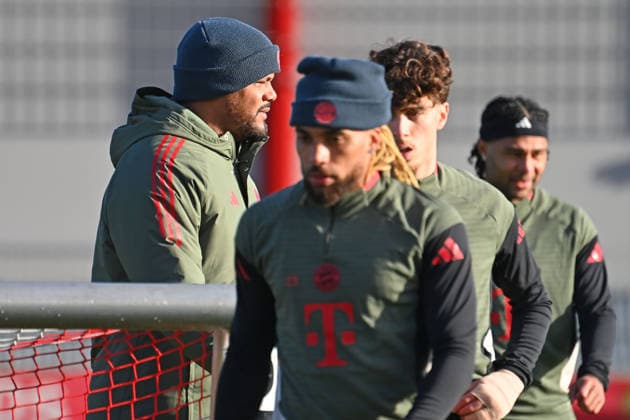 Coach Vincent KOMPANY Bayern Muenchen , front Sacha BOEY Bayern Muenchen , David Michael SANTOS DAIBER Bayern Muenchen , Serge GNABRY FC Bayern Muenchen preview football Champions League,season 2025 26, league phase final training,training PSV Eindhoven FC Bayern Muenchen on 27 01 2026