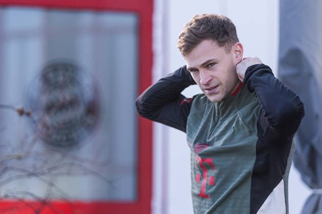 MUENCHEN, GERMANY - JANUARY 27: Joshua Kimmich (FC Bayern Muenchen, 6) during the MD-1 practice session before the UEFA Champions league match between PSV Eindhoven and FC Bayern Muenchen on matchday 8 of the UEFA Champions League at Trainingsgelaende an der Saebenerstr. on January 27, 2026 in Muenchen, Germany. Bavaria Germany Copyright: xSteffiexWunderlx
