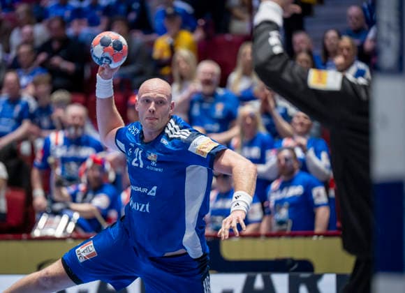 MALMÖ 2026 01 27 Iceland™s Arnar Arnarsson in action during the 2026 EHF European Men s Handball Championship the EHF Euro 2026 main round match between Switzerland and Iceland at the Malmö Arena, in Malmö, Sweden, on January 27, 2026 MALMÖ SWEDEN x50090x  Copyright: xJohanxNilssonx xTTx EHF EURO 2026 SWITZERLAND-ICELAND