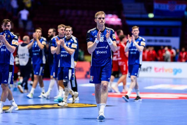 260127 Ellidi Vidarsson of Iceland looks dejected after the EHF European Handball Championship main round match between Switzerland and Iceland on January 27, 2026 in Malmö Photo Petter Arvidson BILDBYRAN kod PA PA1140 handball handball handball handballs em 2026 schweiz island ehf european handball championship switzerland iceland bbeng depp  Copyright: PETTERxARVIDSON BB260127PA046