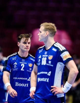 260127 Odinn Thor Rikhardsson and Ellidi Vidarsson of Iceland looks dejected after the EHF European Handball Championship main round match between Switzerland and Iceland on January 27, 2026 in Malmö Photo Petter Arvidson BILDBYRAN kod PA PA1140 handball handball handball handballs em 2026 schweiz island ehf european handball championship switzerland iceland bbeng depp  Copyright: PETTERxARVIDSON BB260127PA055