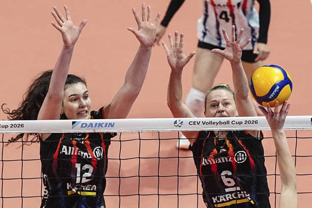 Galatasaray Daikin v Allianz MTV Stuttgart - Women s CEV Cup ISTANBUL, TURKIYE - JANUARY 27: Antonia Stautz (6) and Lucia Varela Gomez (12) of Allianz MTV Stuttgart in action during the Women s CEV Cup play-off round first match between Galatasaray Daikin and Allianz MTV Stuttgart at Burhan Felek Vestel Volleyball Hall in Istanbul, Turkiye on January 27, 2026. Agit Erdi Ulukaya Anadolu Istanbul Turkey. Editorial use only. Please get in touch for any other usage.  Copyright: x2026xAnadoluxAgitxErdixUlukayax