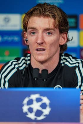 Newcastle United press conference, PK, Pressekonferenz AUXERRE, FRANCE - JANUARY 23: Anthony Gordon of Newcastle United FC during the Newcastle United FCpress conference at Parc des Princes in Paris France on January 27, 2026. Maxime Delacroix Anadolu Paris France. Editorial use only. Please get in touch for any other usage.  Copyright: x2026xAnadoluxMaximexDelacroixx