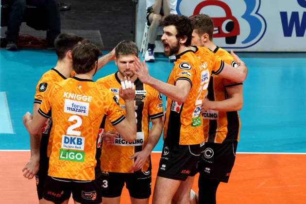 DEU, Champions League, BR Volleys vs VK Lvi Prague, 27 01 2026, Max Schmeling Halle, Berlin, DEU, Champions League, BR Volleys vs VK Lvi Prague, in the picture BR Volleys players circle nordphotoxGmbHx xEngler nph00076