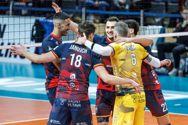 27 01 26, Berlin, Volleyball, BR Volleys vs VK Lvi Prague Champions League, group stage The team is happy about the point scored BR Volleys vs VK Lvi Prague Champions League