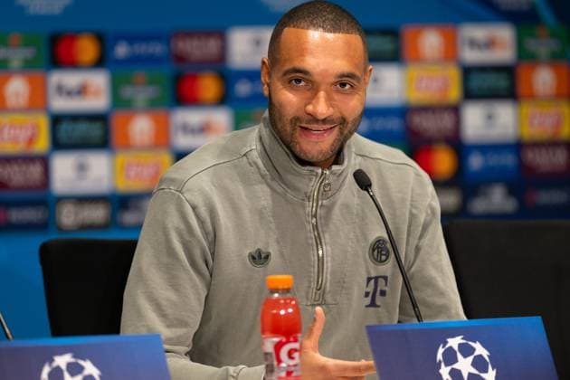 Jonathan Tah 4 FC Bayern Muenchen at the press conference before the match PSV Eindhoven vs FC Bayern Muenchen, Soccer, Champions League, Matchday 8, 27 01 2026 Copyright: xkolbert-press MarkusxVerwimpx
