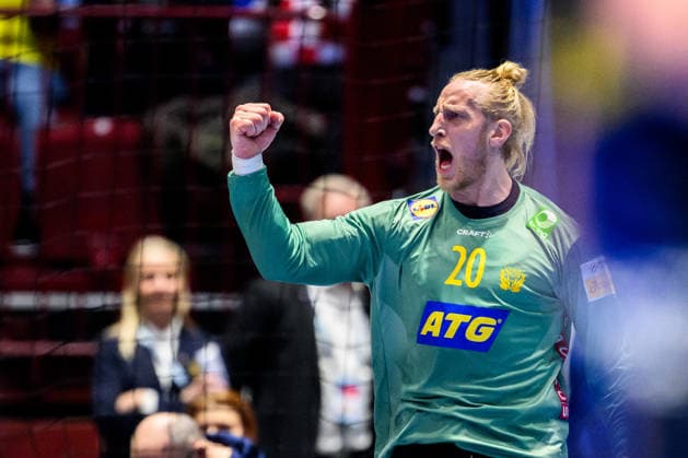 260127 Goalkeeper Mikael Appelgren of Sweden celebrates during the EHF European Handball Championship main round match between Sweden and Hungary on January 27, 2026 in Malmö Photo Petter Arvidson BILDBYRAN kod PA PA1142 handball handball handball handballs em 2026 sverige sweden hungary ehf european handball championship ungern bbeng jubel  Copyright: PETTERxARVIDSON BB260127PA153