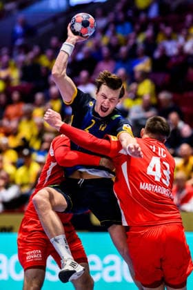 260127 Jonathan Carlsbogard of Sweden during the EHF European Handball Championship main round match between Sweden and Hungary on January 27, 2026 in Malmö Photo Petter Arvidson BILDBYRAN kod PA PA1142 handball handball handballs em 2026 sverige sweden hungary ehf european handball championship ungern bbeng  Copyright: PETTERxARVIDSON BB260127PA166