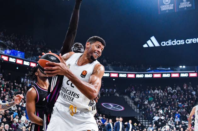 BASKET : Paris Basketball vs Real Madrid - Euroligue - JournÃ e 25 - 27 01 26 Walter Tavares (Real Madrid) ParisFrance  Copyright: xBaptistexAutissierx